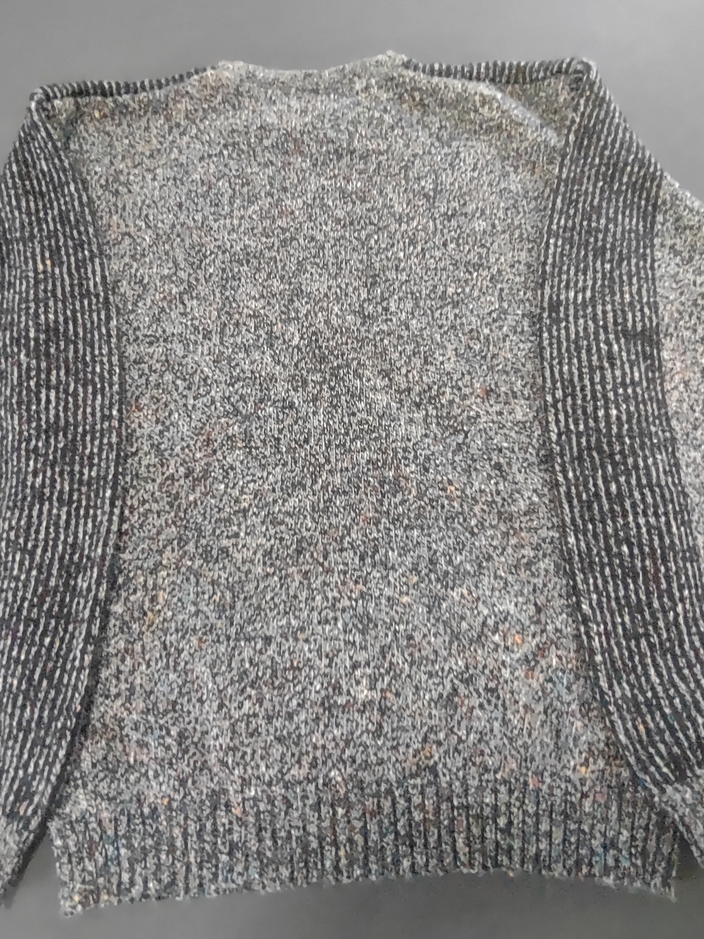 Vtg Concrete Men's Black Marled Crewneck Sweater with Abstract Color Block - Picture 3 of 8